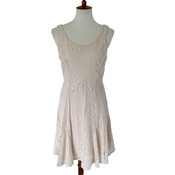 Maurices Ivory Beige Cream Lace Overlay 